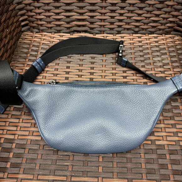 NWT Coach Warren Mini Belt Bag With Fish Print CT872 - Picture 4 of 8